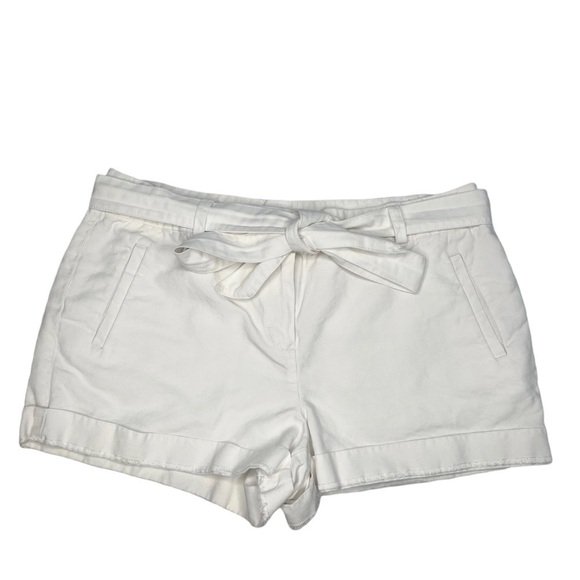 Loft white Linen Blend Belted shorts Sz 8 - Picture 2 of 7